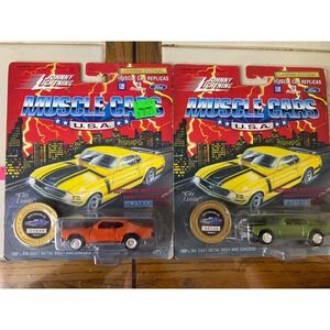 Johnny Lightning Muscle Cars USA 1970 Chevelle SS‎ Diecast Car Replicas